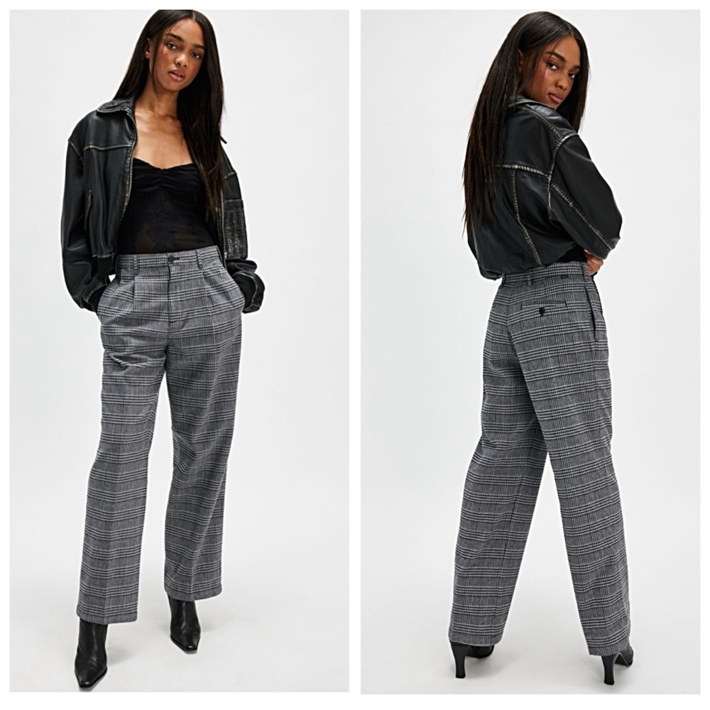 🚩NwTs-$90 DOCKERS Original Trousers High Rise size 29 Pleats Pants Closet Staple